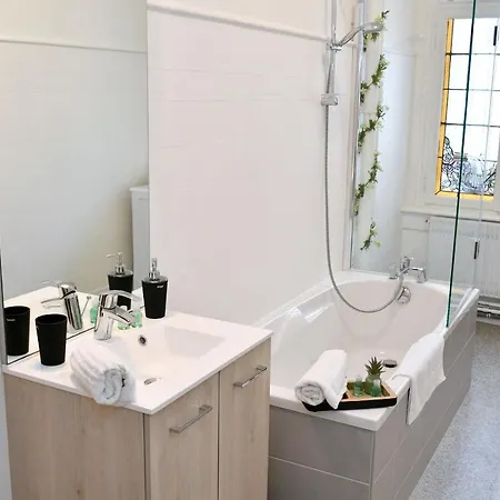 At In - Center Кольмар