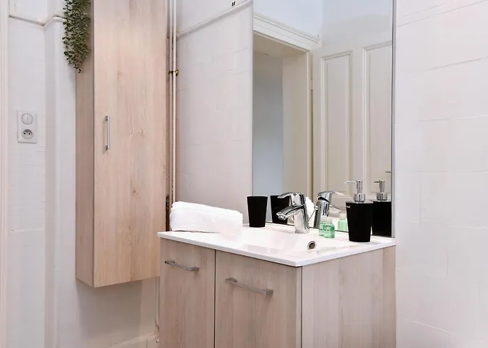 Апартаменты At In - Center