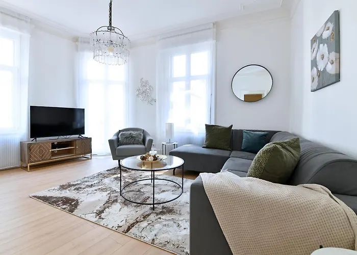 At In - Center コルマール