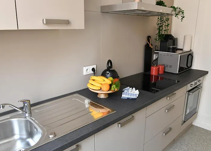 At In - Center * コルマール